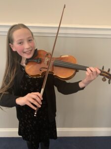 violin student